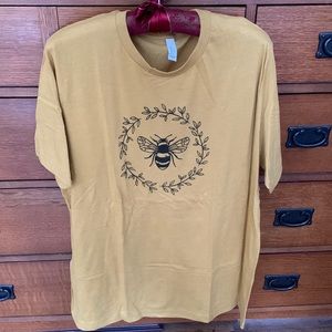Women’s tee